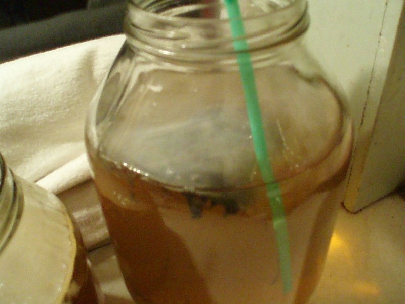 green straw jar
